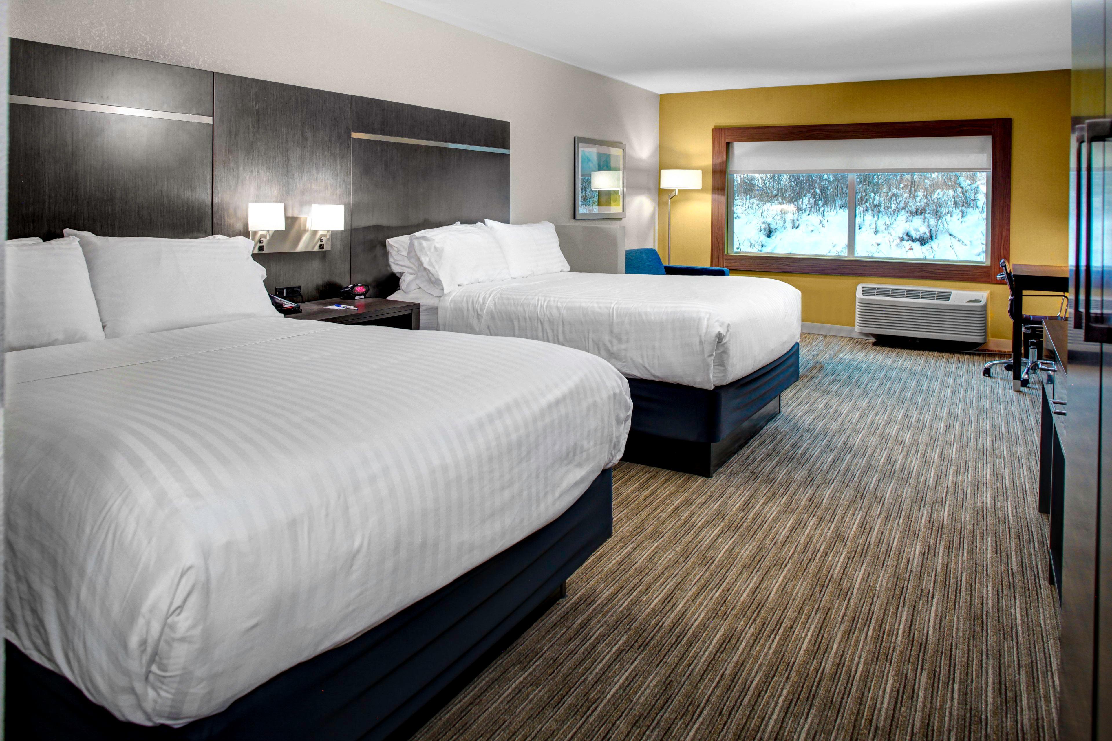Holiday Inn Express & Suites Coldwater By Ihg Exterior foto